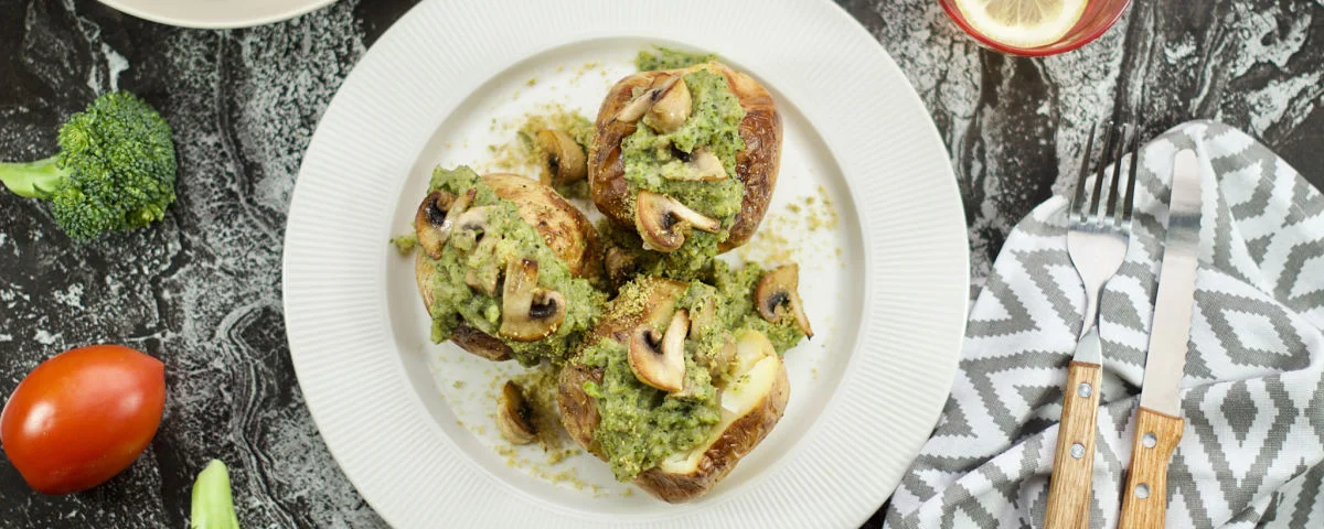 Recipe kit Stuffed potato with creamy broccoli